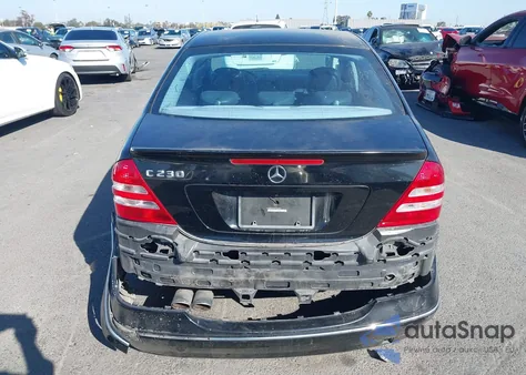 2007 Mercedes-Benz C 230 Sport из США, поврежденный, VIN WDBRF52H87F934306